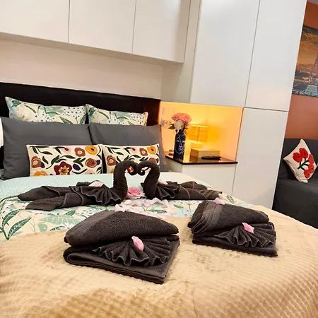 Stylish In Center Metro 6 Glaciere & M7 Les Gobelins