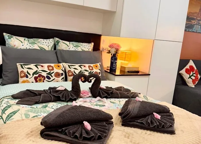 Stylish In Center Metro 6 Glaciere & M7 Les Gobelins